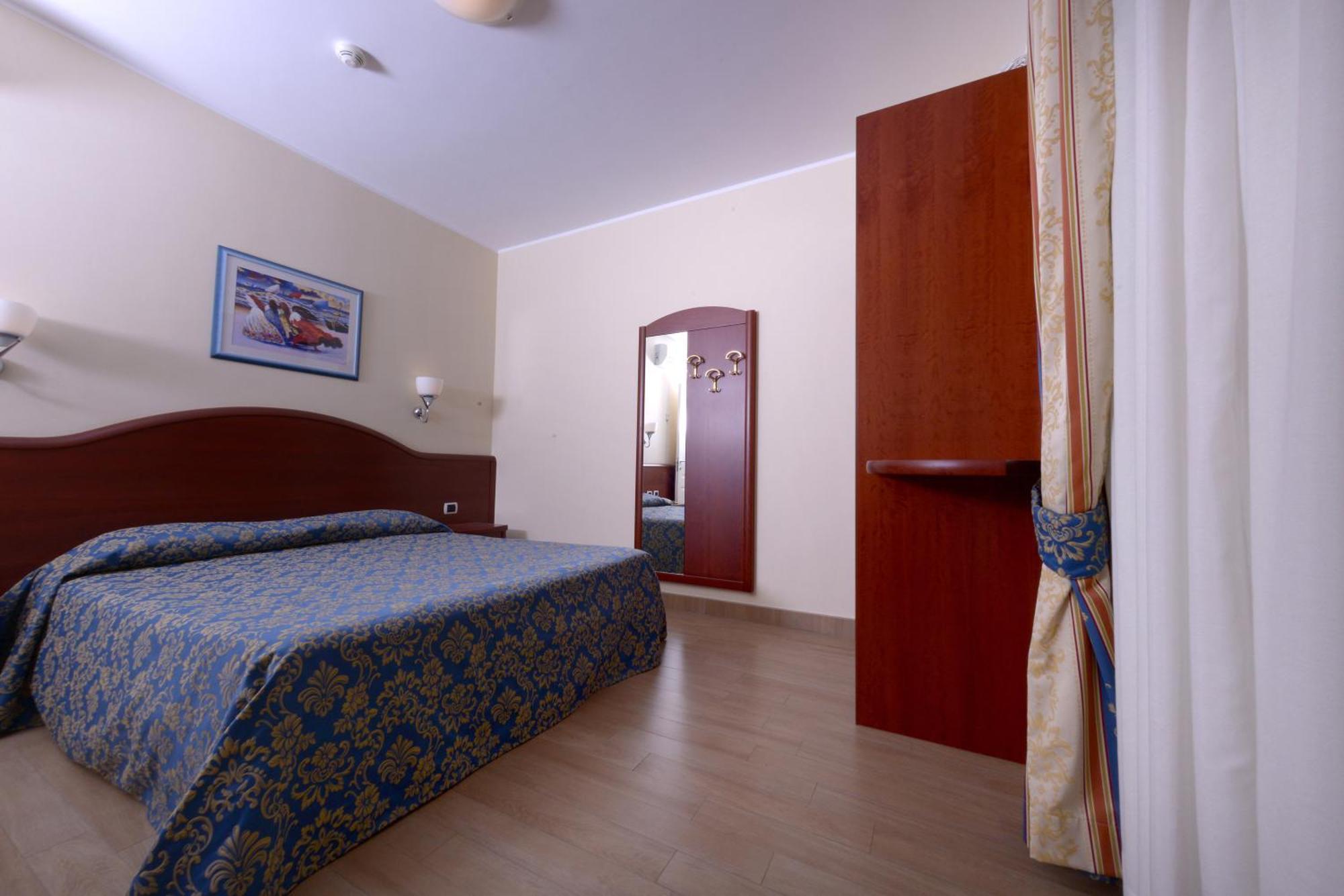 Residence Costa Smeralda กรอตตัมมาเร ภายนอก รูปภาพ